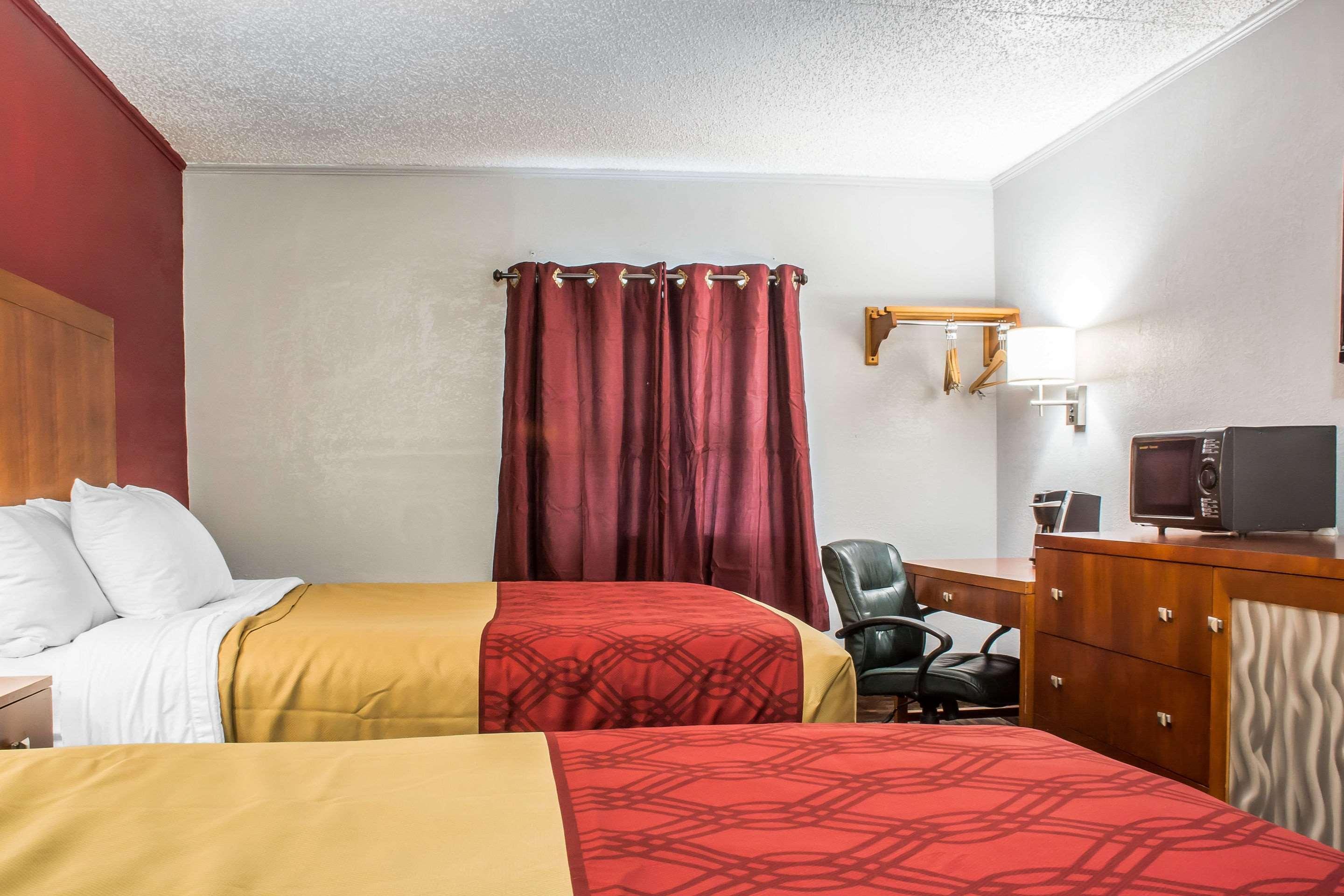 Econo Lodge Brockport Eksteriør bilde