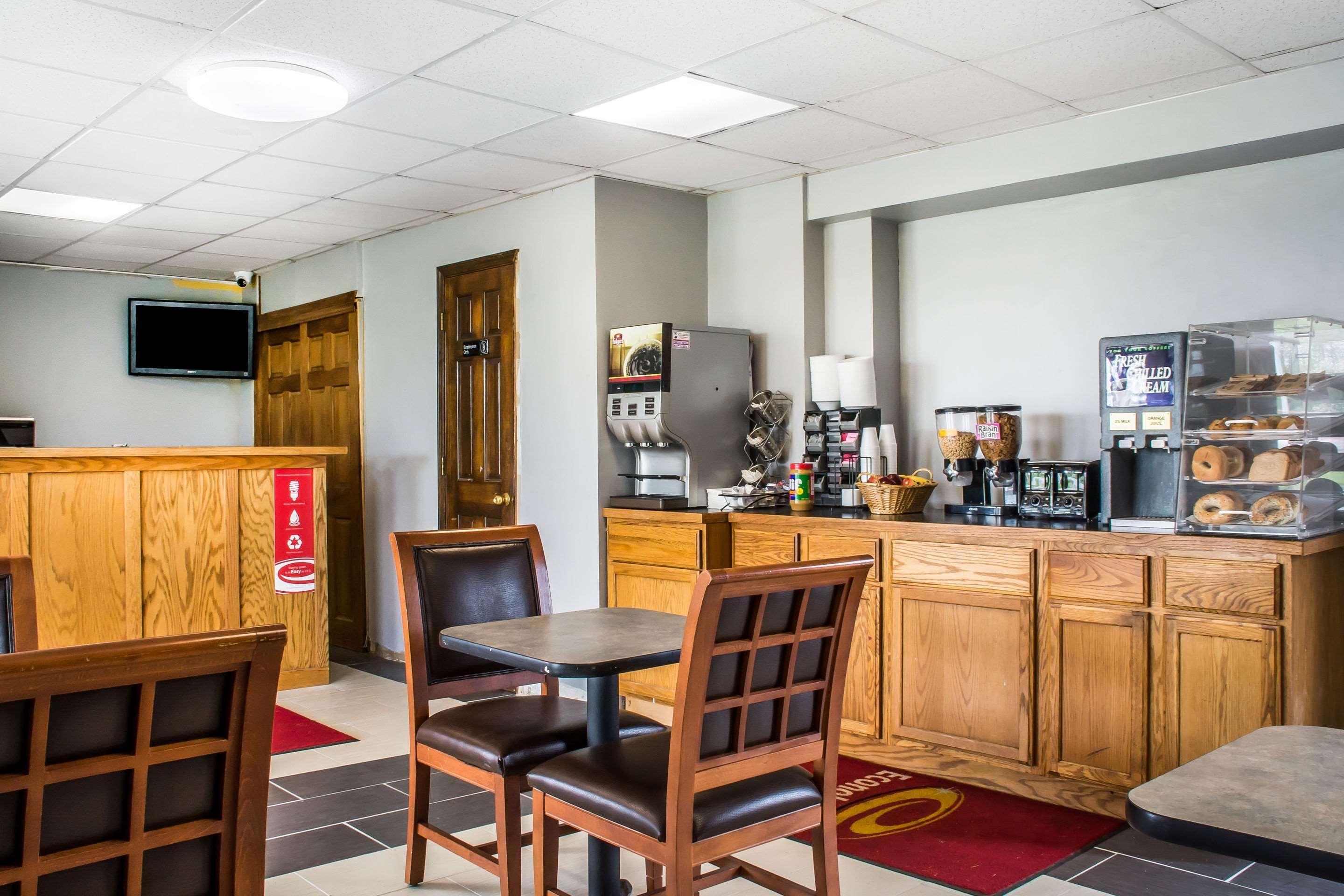 Econo Lodge Brockport Eksteriør bilde