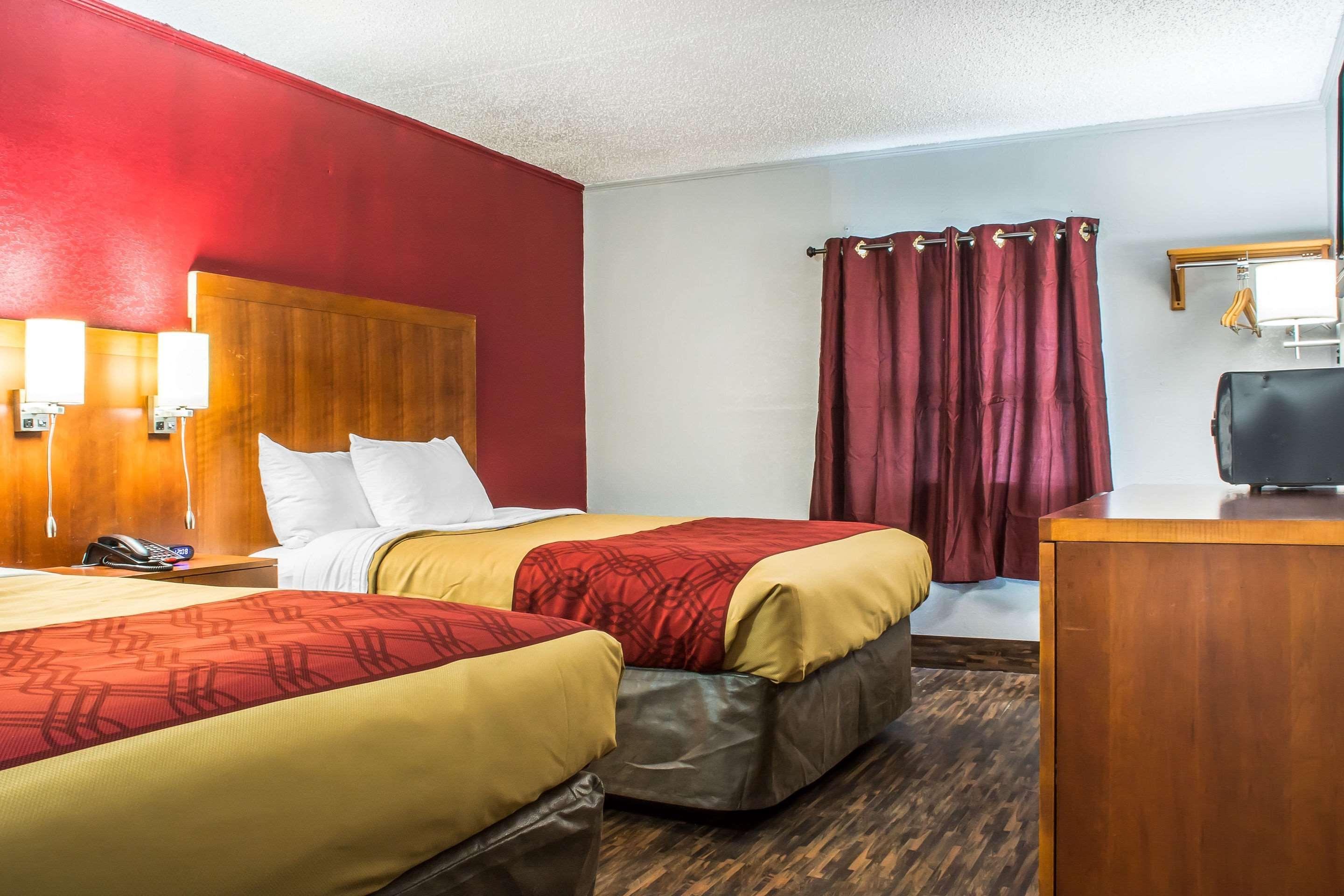 Econo Lodge Brockport Eksteriør bilde