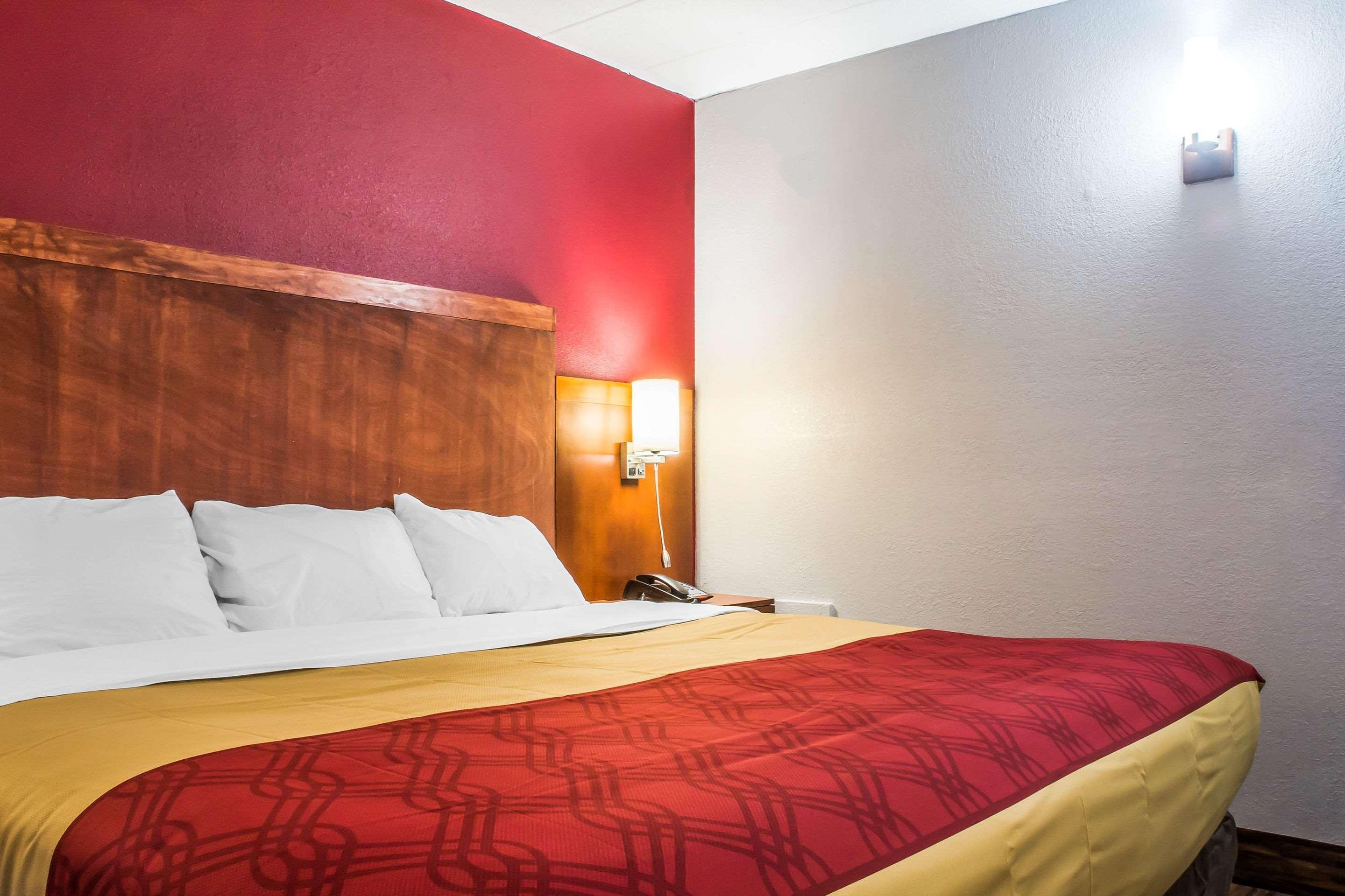 Econo Lodge Brockport Eksteriør bilde
