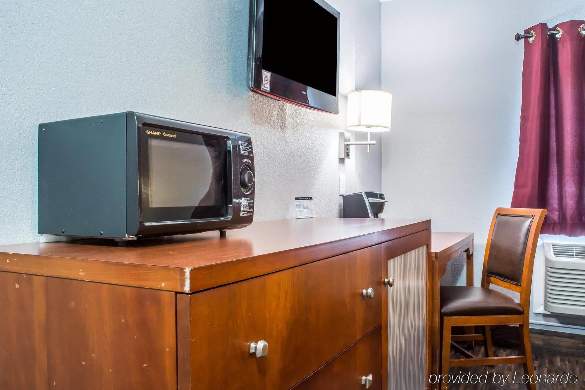 Econo Lodge Brockport Eksteriør bilde